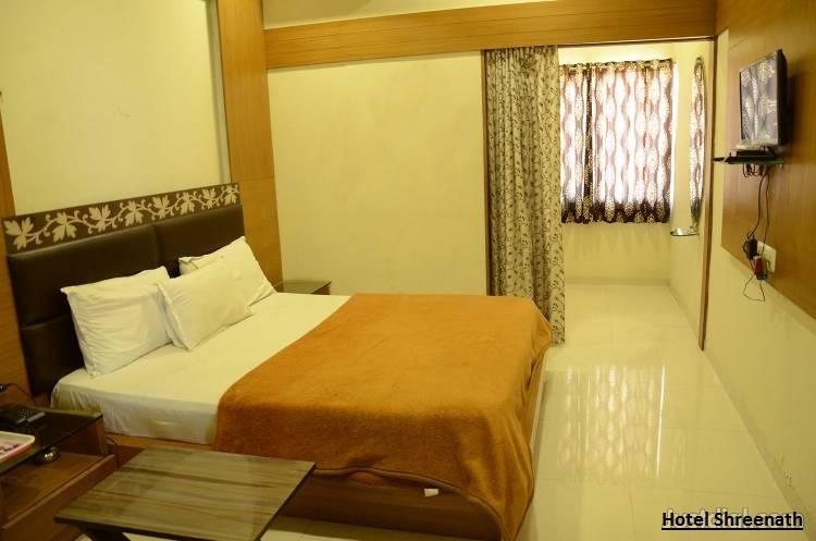 أحمد أباد Hotel Shreenath المظهر الخارجي الصورة