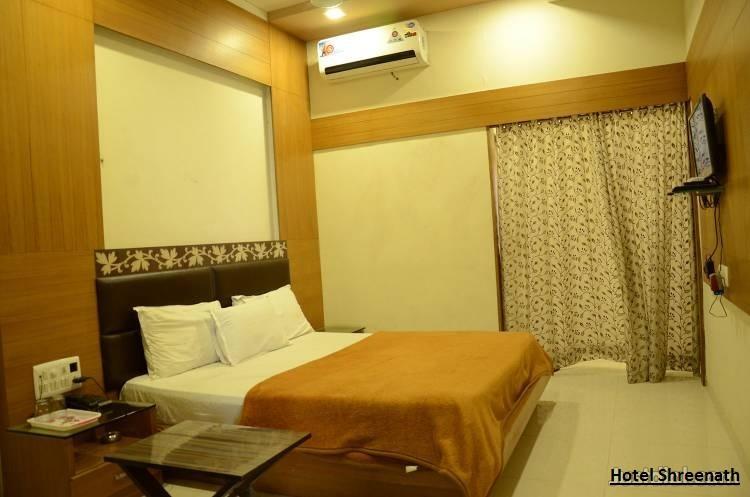 أحمد أباد Hotel Shreenath المظهر الخارجي الصورة